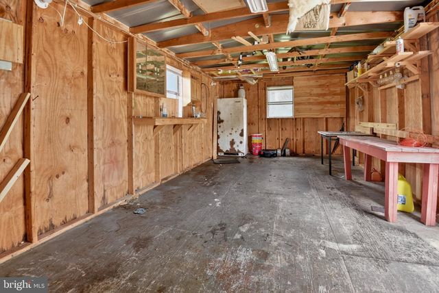 134 LUCAS LN, Gore, VA 22637