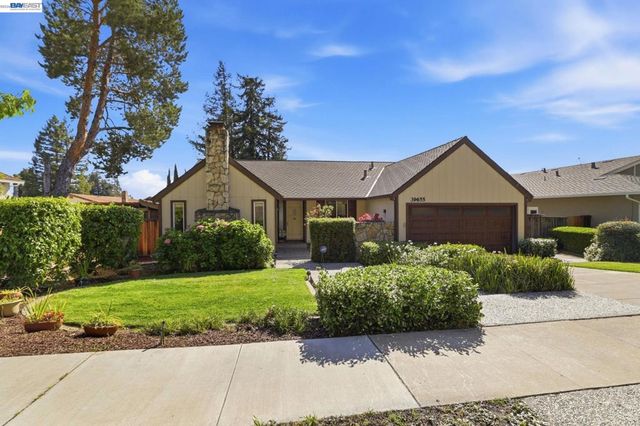 39655 Canyon Heights Dr, Fremont, CA 94539
