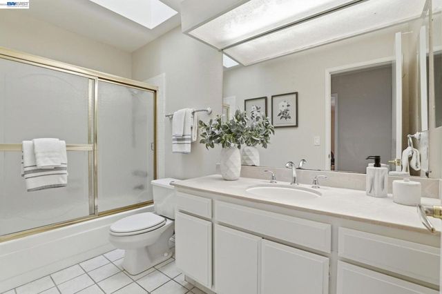 39655 Canyon Heights Dr, Fremont, CA 94539