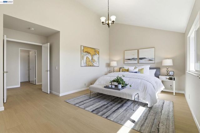 39655 Canyon Heights Dr, Fremont, CA 94539