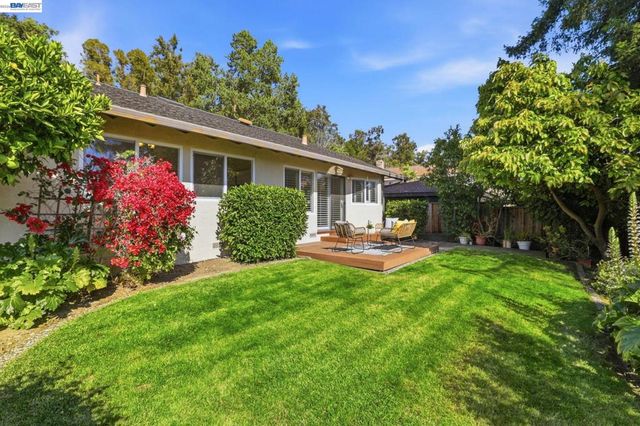 39655 Canyon Heights Dr, Fremont, CA 94539