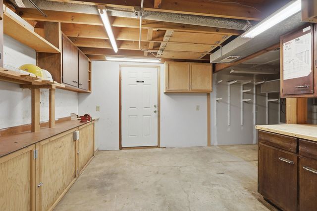 4718 N Ripley Street, Davenport, IA 52806