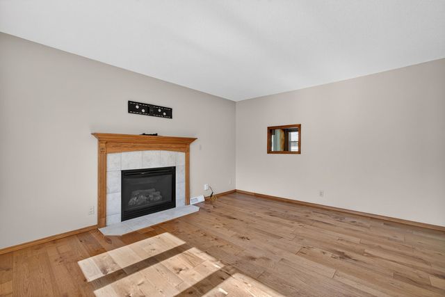 4718 N Ripley Street, Davenport, IA 52806