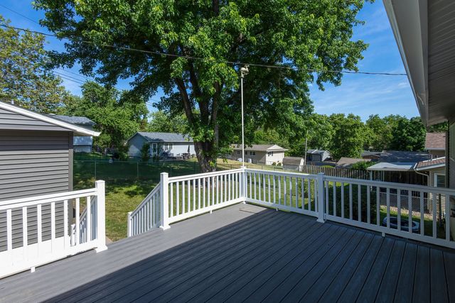 4718 N Ripley Street, Davenport, IA 52806