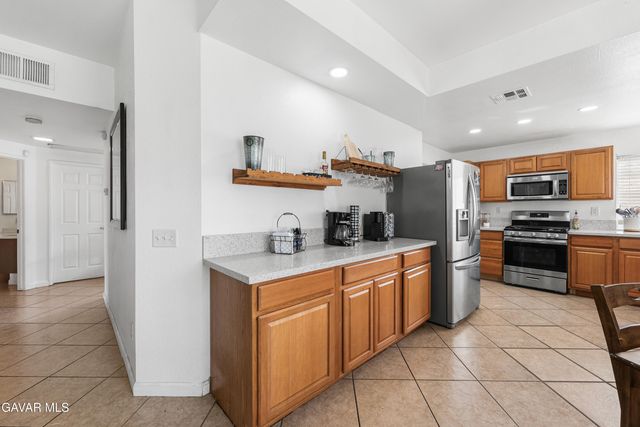 36501 Crimson Court, Palmdale, CA 93550