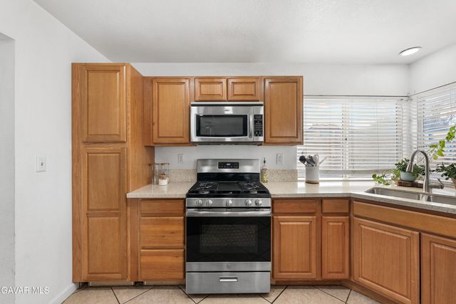 36501 Crimson Court, Palmdale, CA 93550