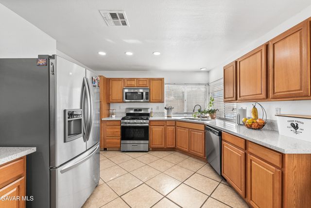 36501 Crimson Court, Palmdale, CA 93550