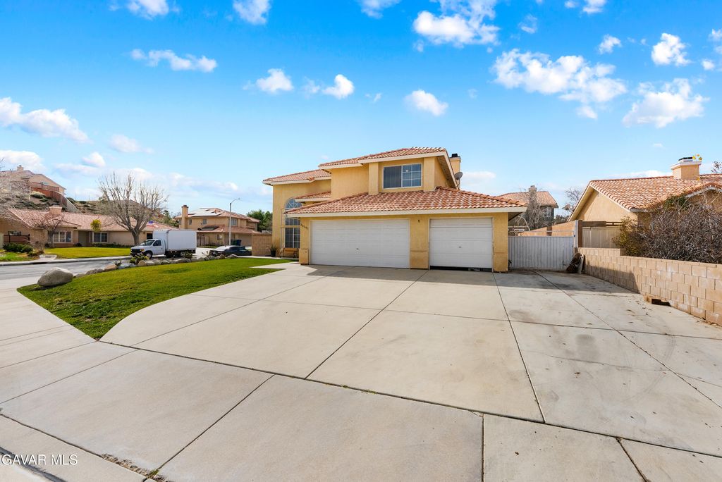 36501 Crimson Court, Palmdale, CA 93550