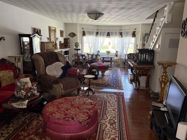 329 Mill St, Lancaster, MA 01523