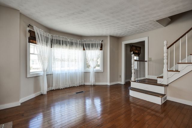 329 Mill St, Lancaster, MA 01523