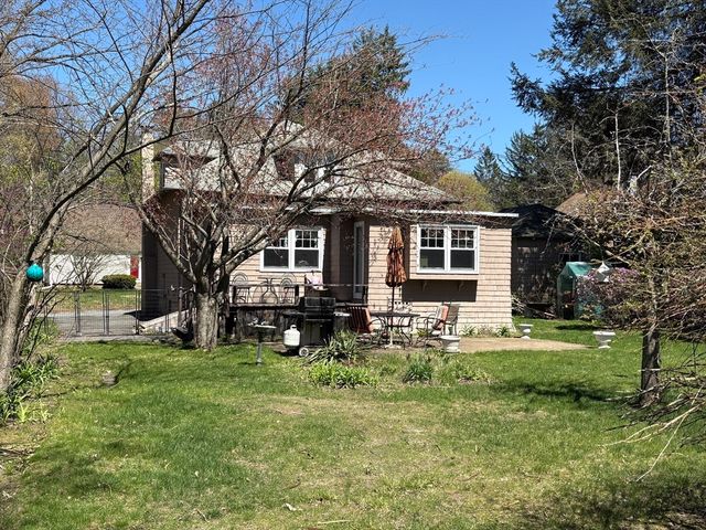 329 Mill St, Lancaster, MA 01523