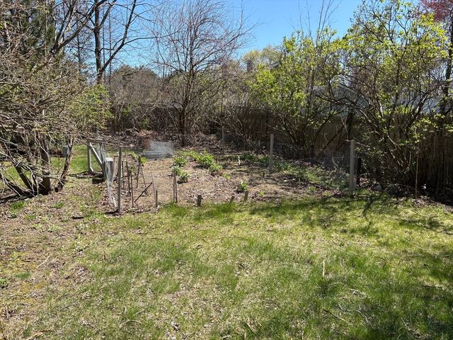 329 Mill St, Lancaster, MA 01523