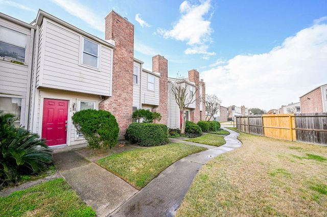 3901 Woodchase Drive 48, Houston, TX 77042