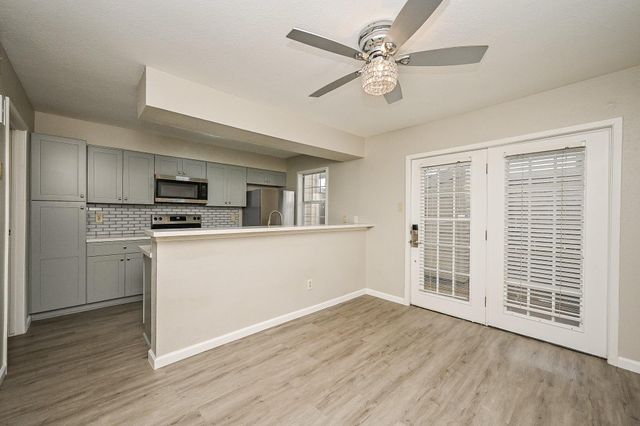 3901 Woodchase Drive 48, Houston, TX 77042