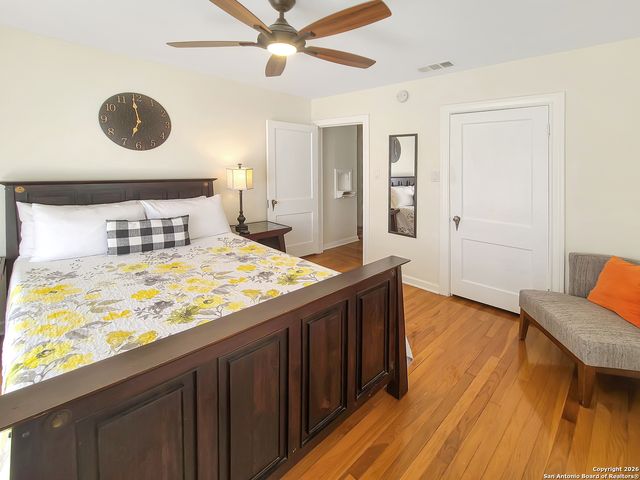 1519 Santa Anna, San Antonio, TX 78201