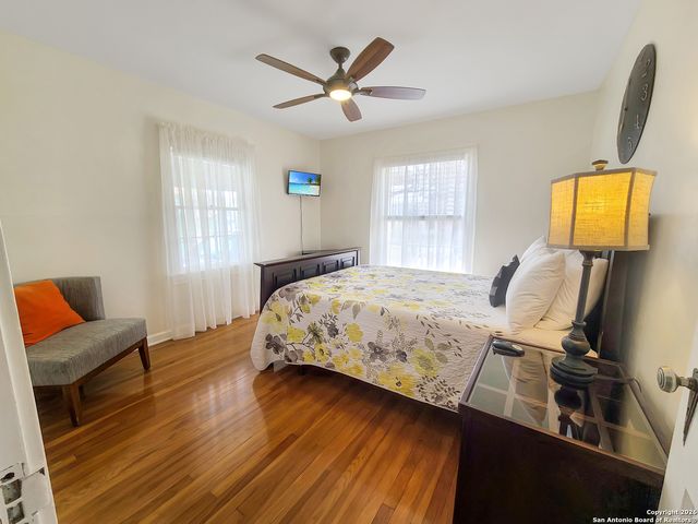 1519 Santa Anna, San Antonio, TX 78201