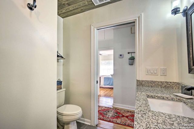 1519 Santa Anna, San Antonio, TX 78201