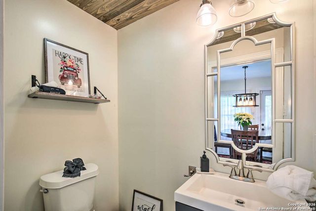 1519 Santa Anna, San Antonio, TX 78201