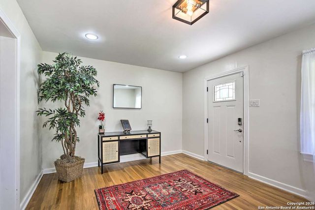 1519 Santa Anna, San Antonio, TX 78201