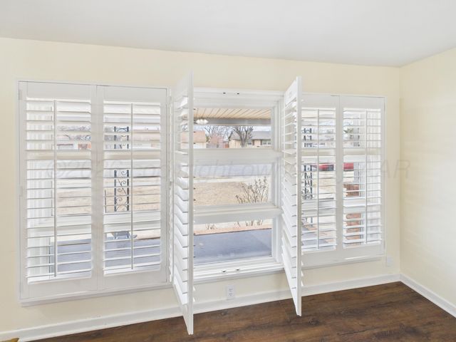 528 N RED DEER Street, Pampa, TX 79065