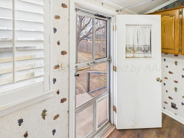 528 N RED DEER Street, Pampa, TX 79065