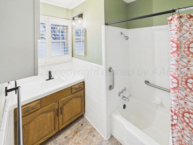 528 N RED DEER Street, Pampa, TX 79065