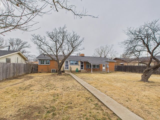 528 N RED DEER Street, Pampa, TX 79065