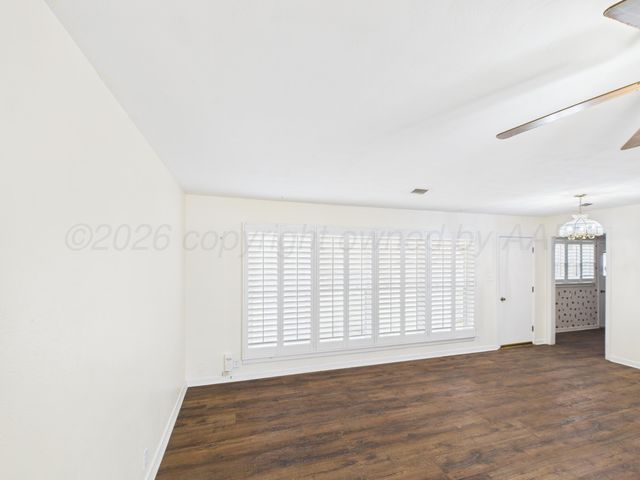 528 N RED DEER Street, Pampa, TX 79065