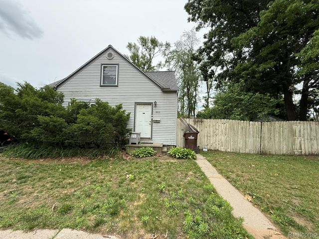 34535 Harroun Street, Wayne, MI 48184