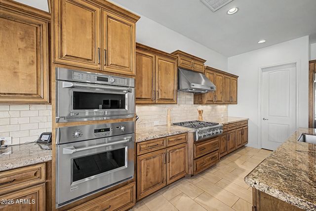 7446 S TUCANA Lane, Gilbert, AZ 85298