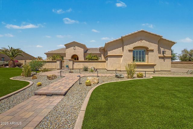 7446 S TUCANA Lane, Gilbert, AZ 85298