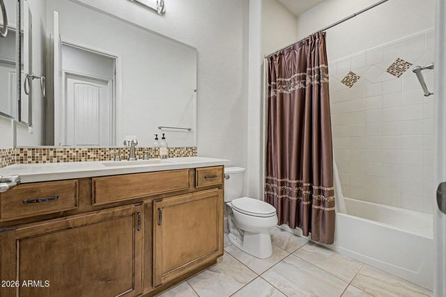 7446 S TUCANA Lane, Gilbert, AZ 85298