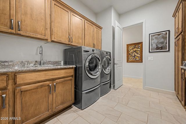 7446 S TUCANA Lane, Gilbert, AZ 85298