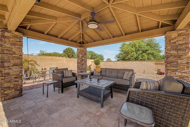 7446 S TUCANA Lane, Gilbert, AZ 85298