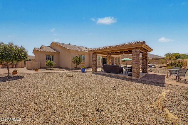 7446 S TUCANA Lane, Gilbert, AZ 85298