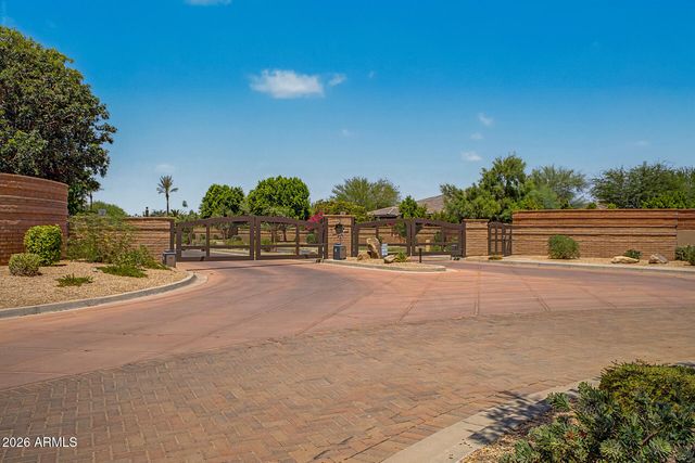 7446 S TUCANA Lane, Gilbert, AZ 85298