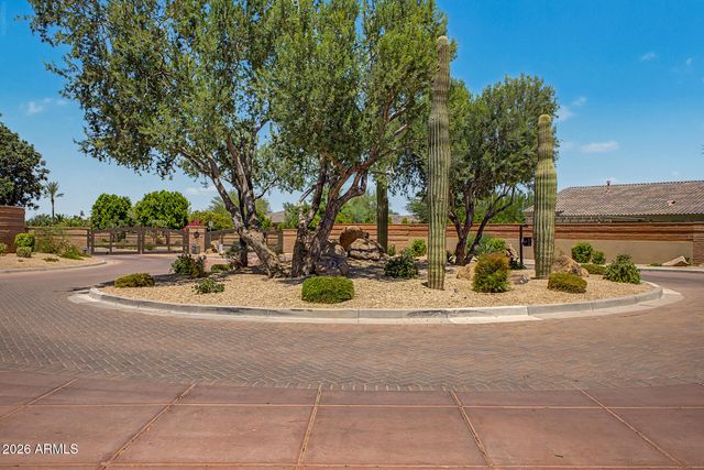 7446 S TUCANA Lane, Gilbert, AZ 85298