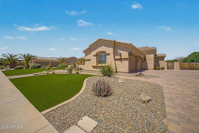 7446 S TUCANA Lane, Gilbert, AZ 85298
