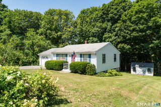 25 Goose Hill Road, Chester, CT 06412
