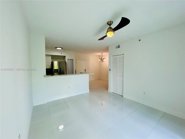 11040 SW 196th Street 412, Cutler Bay, FL 33157