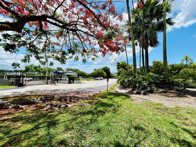 11040 SW 196th Street 412, Cutler Bay, FL 33157