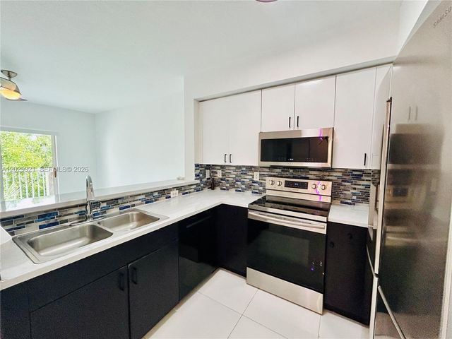 11040 SW 196th Street 412, Cutler Bay, FL 33157