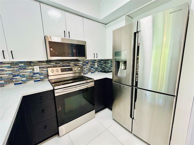 11040 SW 196th Street 412, Cutler Bay, FL 33157