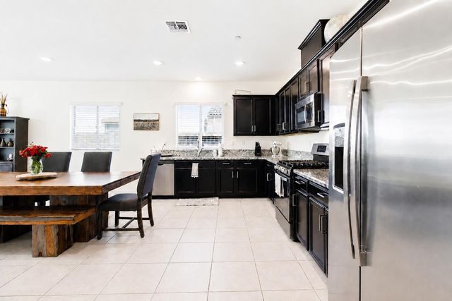 12738 Montbrook Way, Rancho Cordova, CA 95742