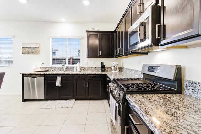 12738 Montbrook Way, Rancho Cordova, CA 95742