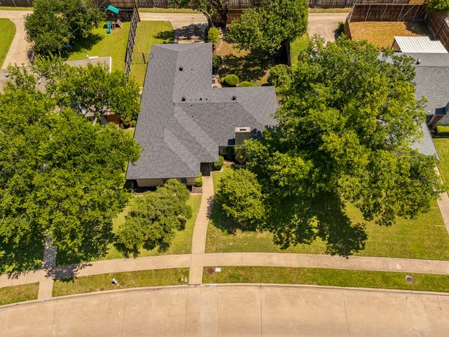 11311 Mccree Road, Dallas, TX 75238