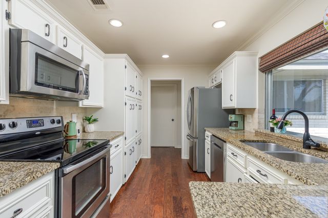 11311 Mccree Road, Dallas, TX 75238