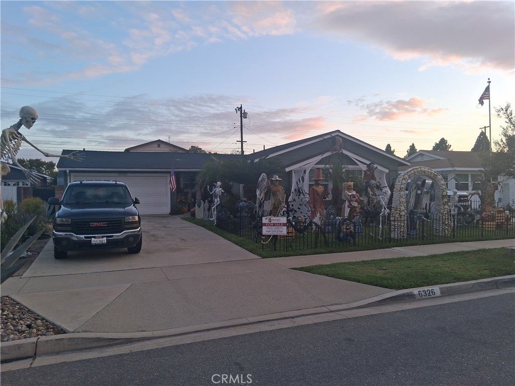 6326 SAN ROBERTO Circle, Buena Park, CA 90620 — exterior