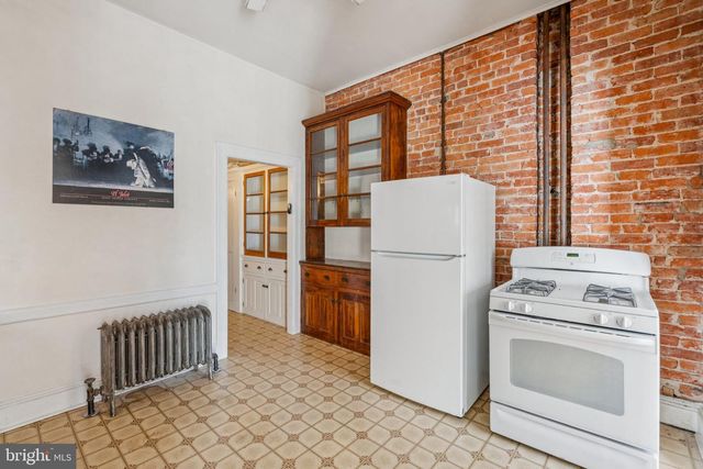 3172 17TH ST NW, Washington, DC 20010