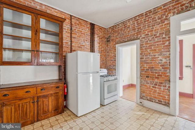 3172 17TH ST NW, Washington, DC 20010